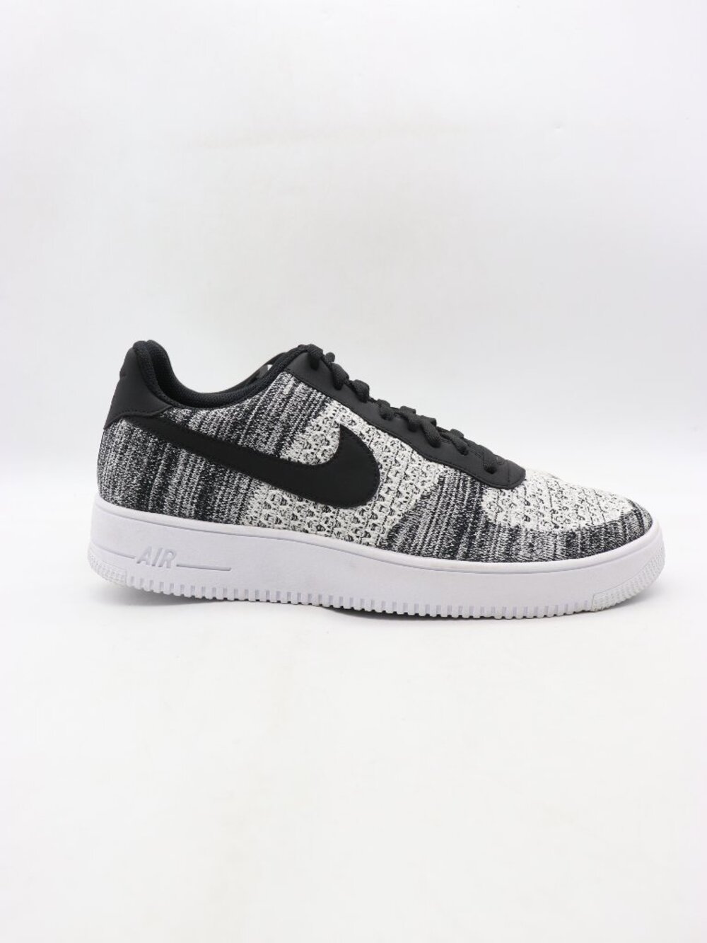 Nike Air Force 1 Flyknit Low 2.0 Men's Size 14 Oreo Lace Up Sneaker AV3042-001